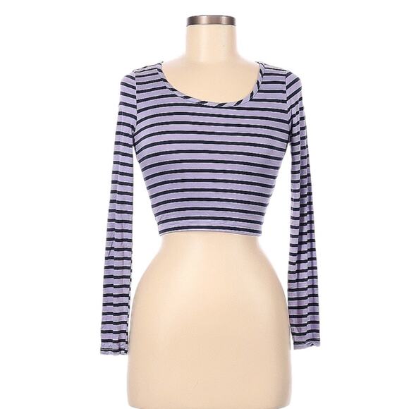 Scotty Crop Top Lilac Purple Striped Long Sleeve‎ Round Neck Women's Small NWT - Picture 1 of 9